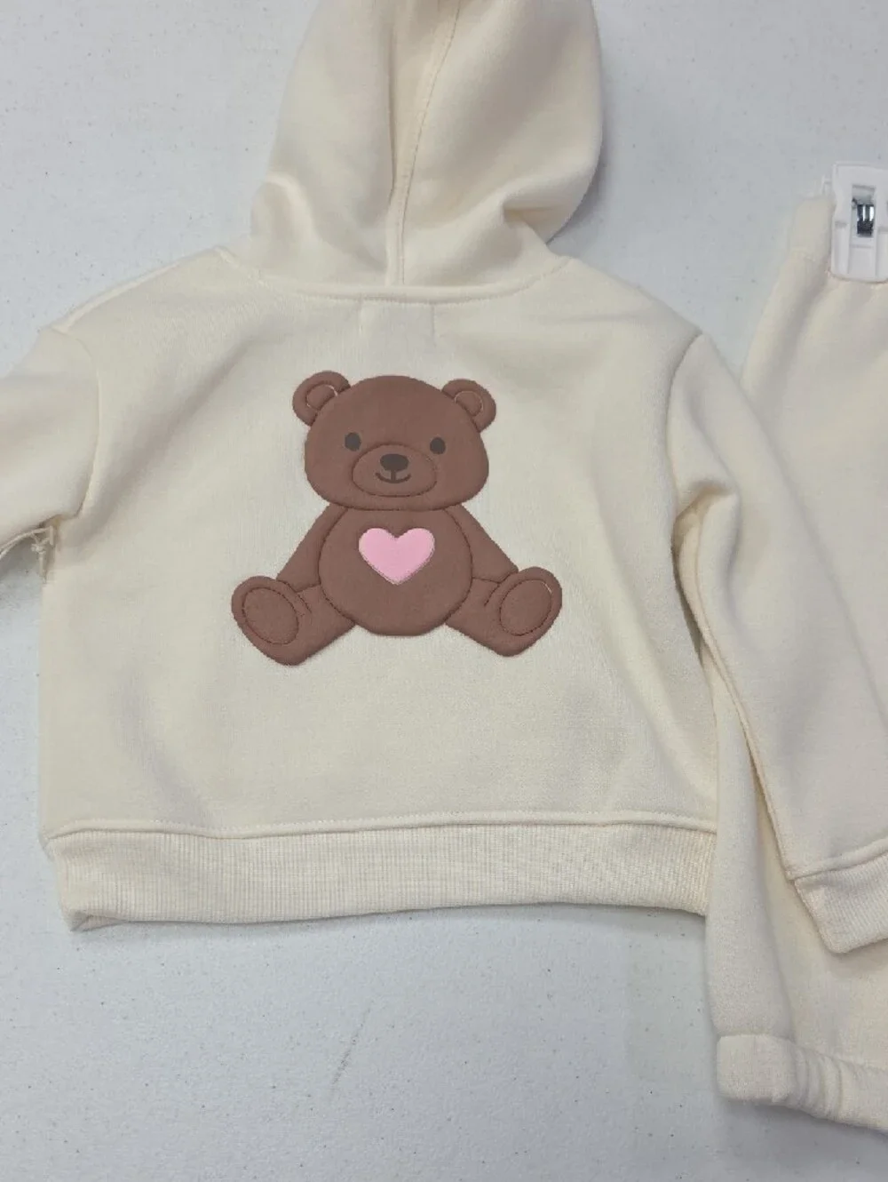 btween Cream Hoodie and Jogger Set with Pink Heart Motifs - Picture 8 of 9